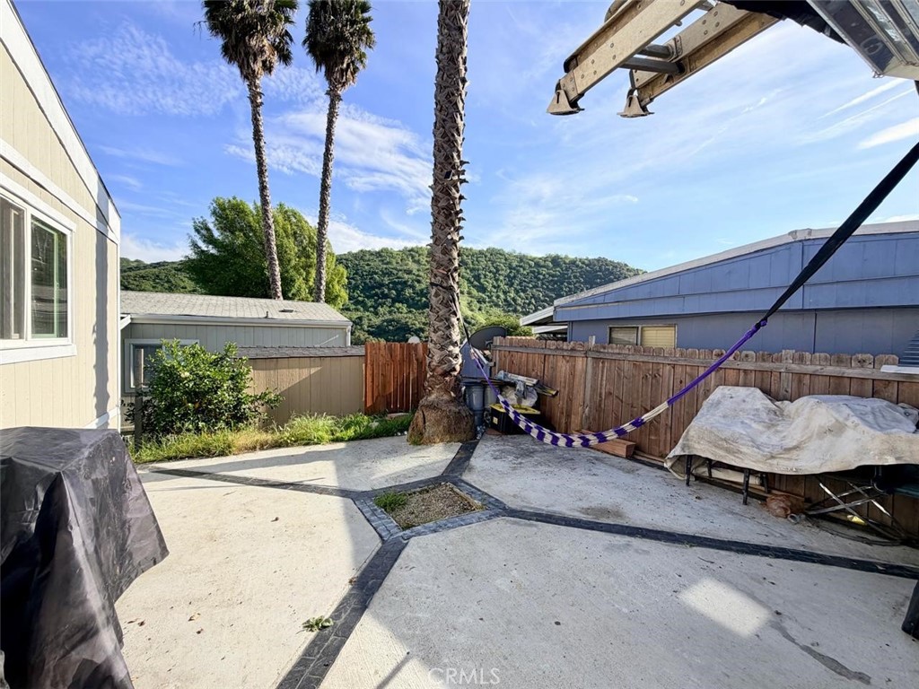 5700 Carbon Canyon 83