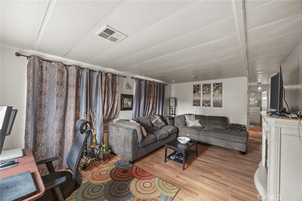 5700 Carbon Canyon 42