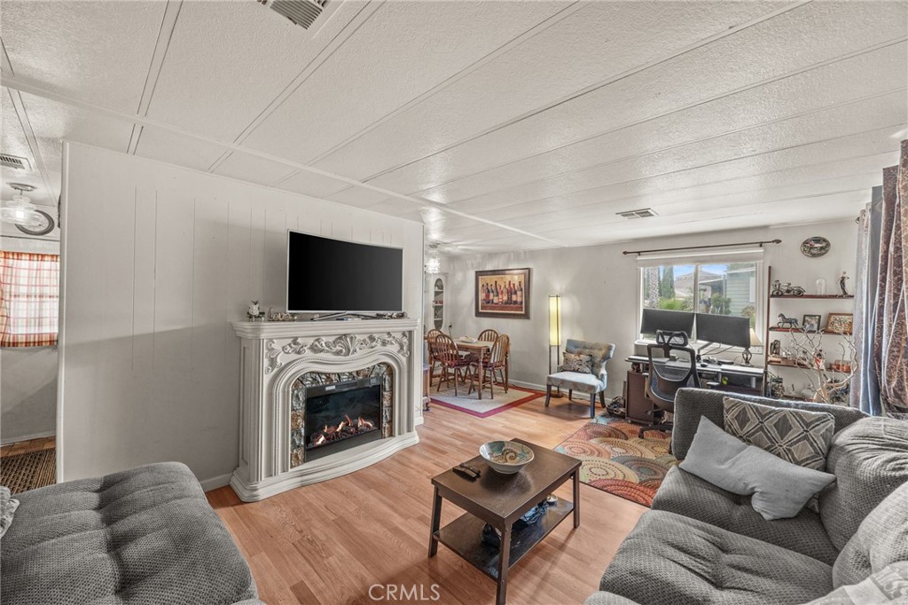 5700 Carbon Canyon 42