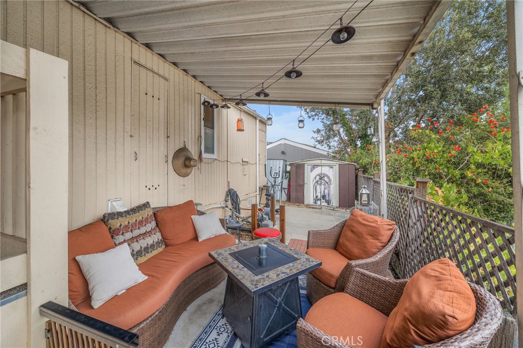 5700 Carbon Canyon 42