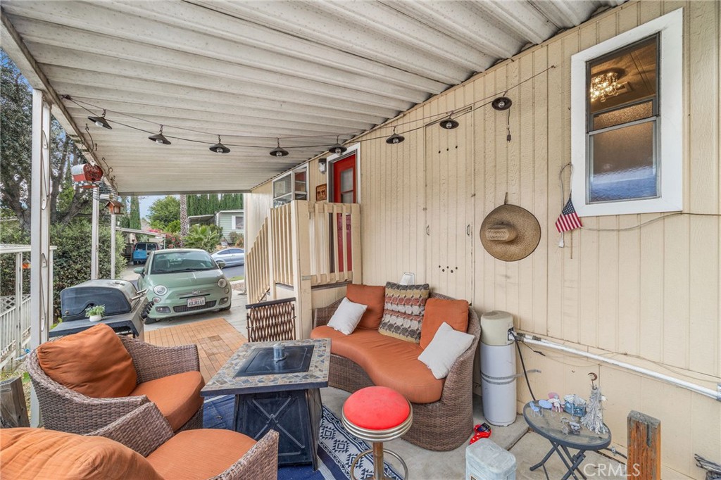 5700 Carbon Canyon 42