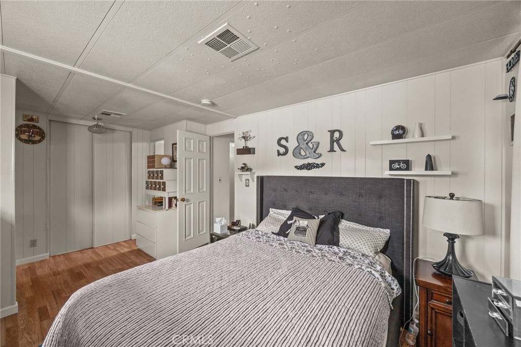 5700 Carbon Canyon 42