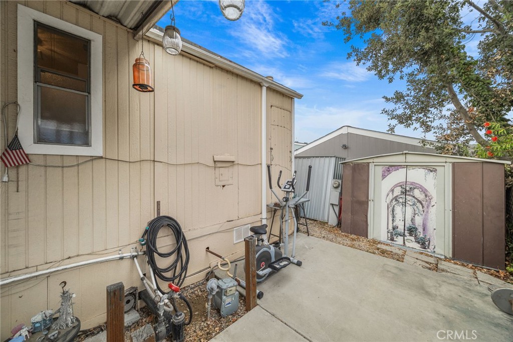 5700 Carbon Canyon 42