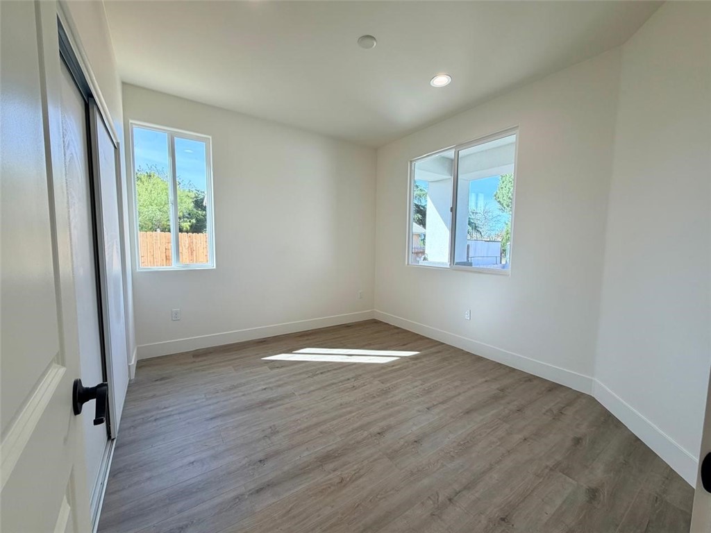 1164 N Hermosa Avenue