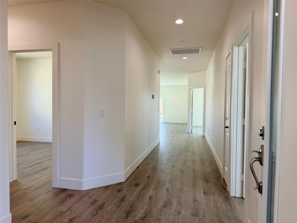 1164 N Hermosa Avenue