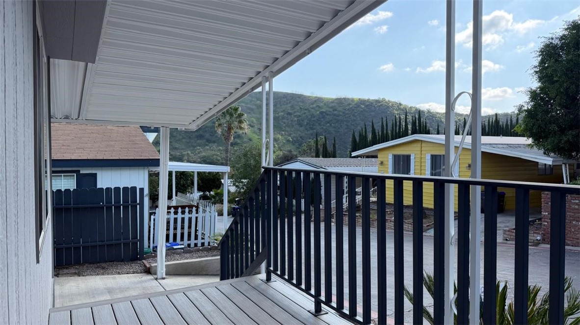 5700 Carbon Canyon 46
