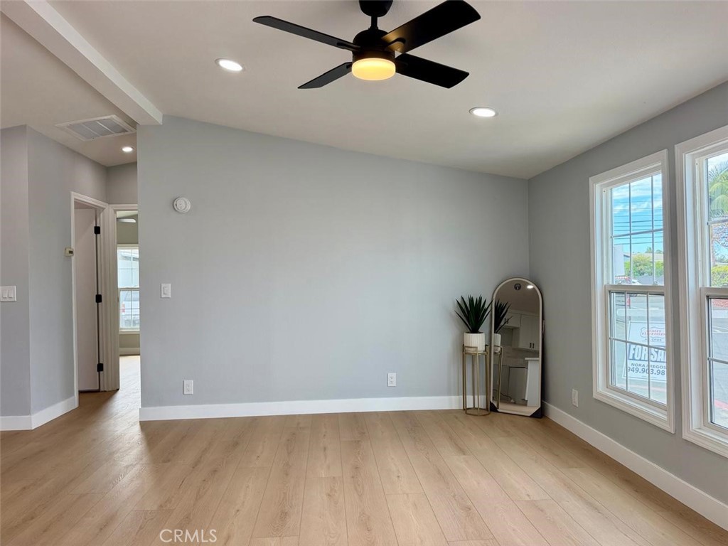 301 Duke lane 16