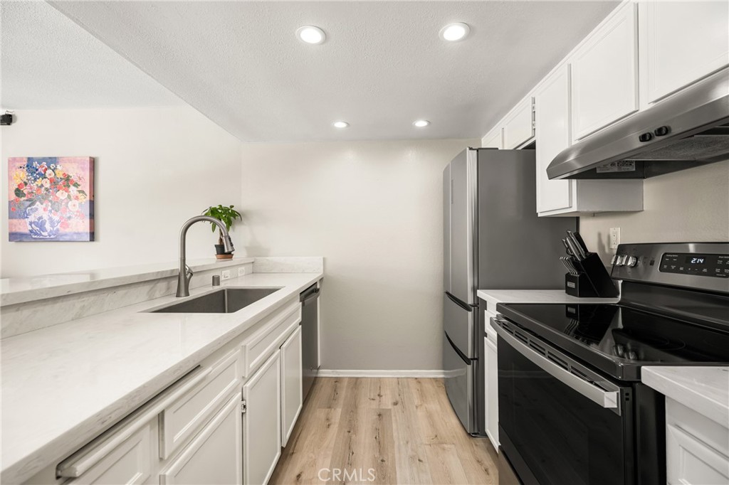7648 Bay Drive 201
