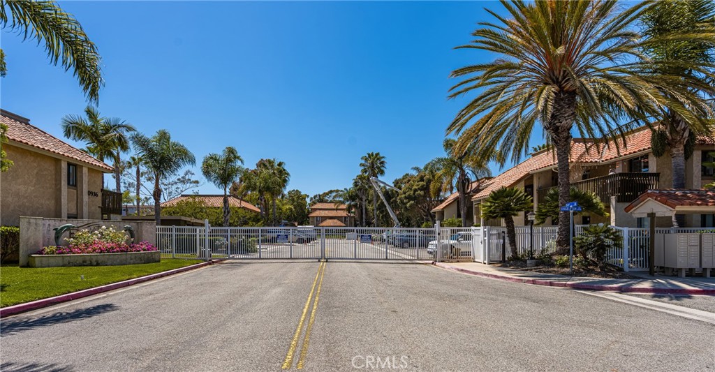 7648 Bay Drive 201