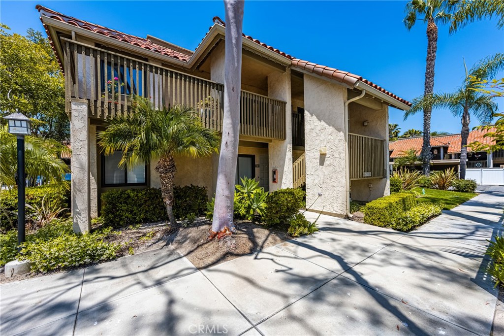 7648 Bay Drive 201