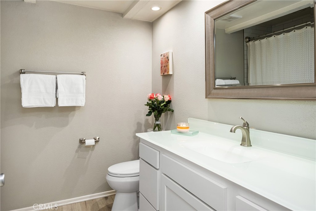 7648 Bay Drive 201