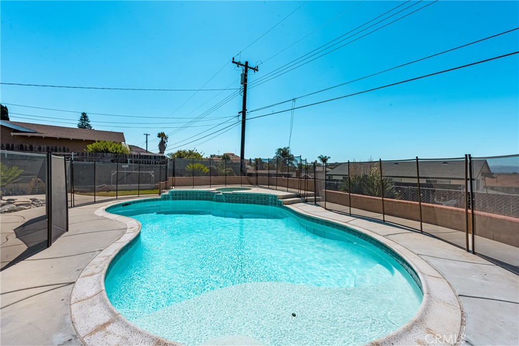 4168 Cedar Avenue