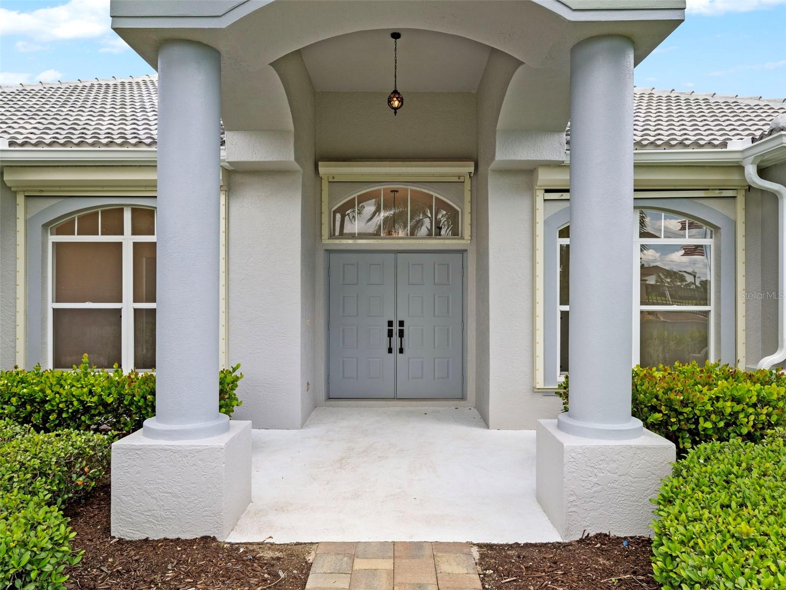 24511 DOLPHIN COVE DR
