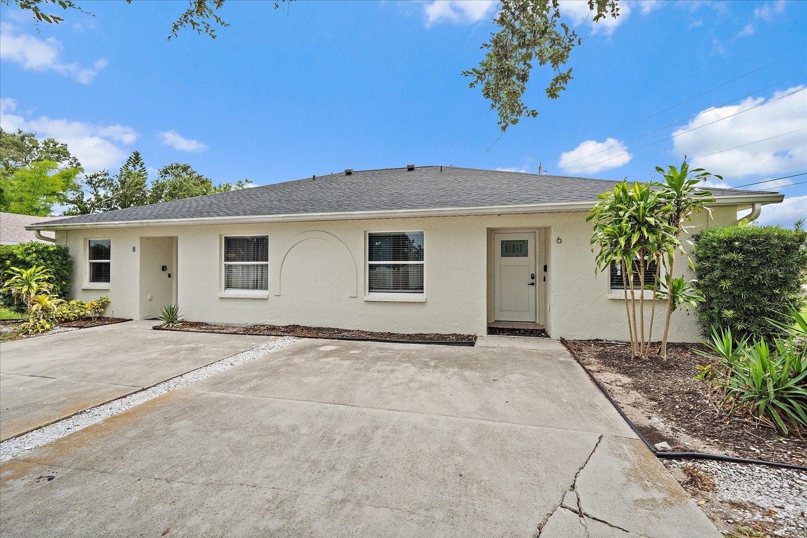 6 BAY ACRES AVE
