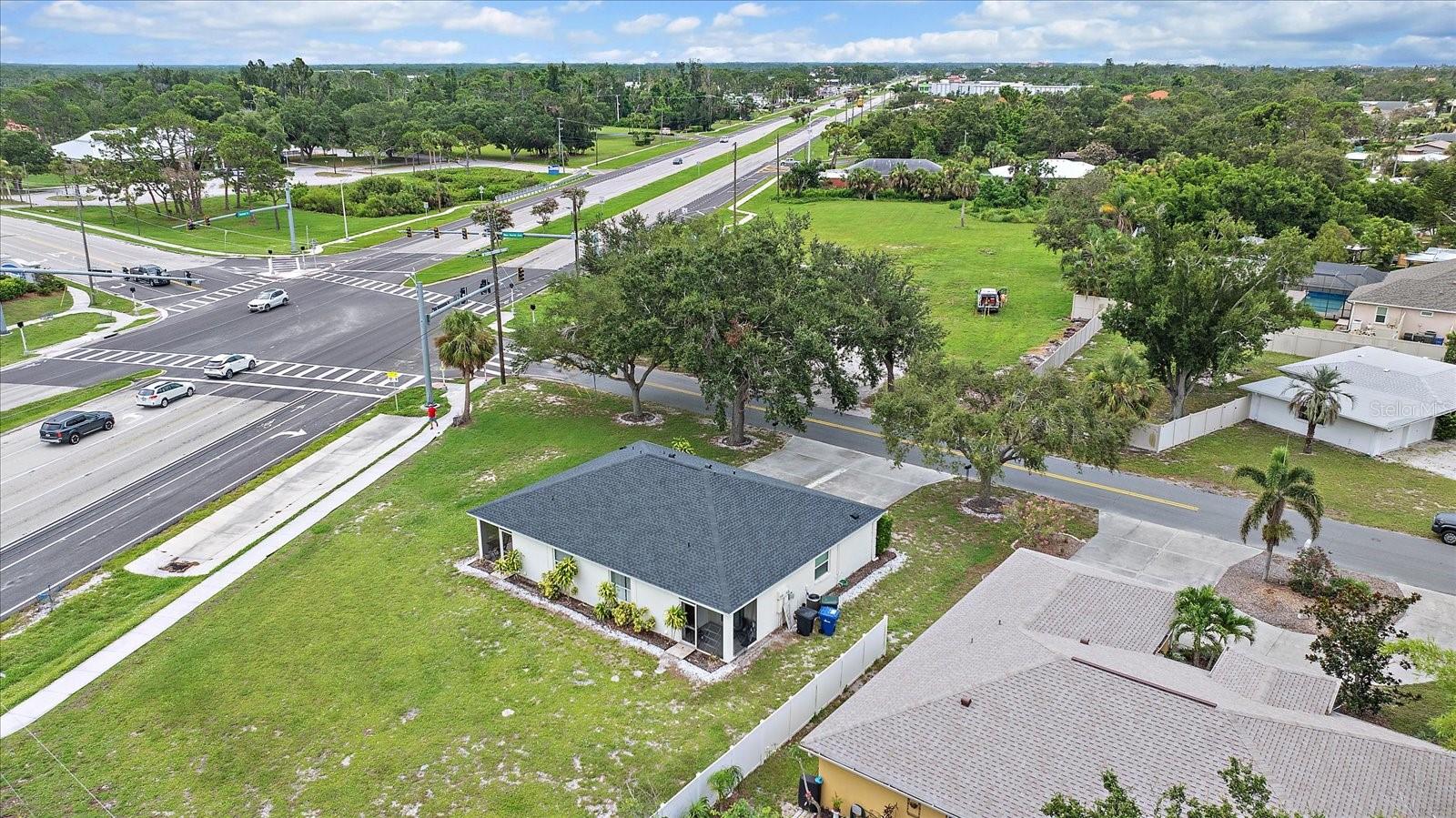 6 BAY ACRES AVE