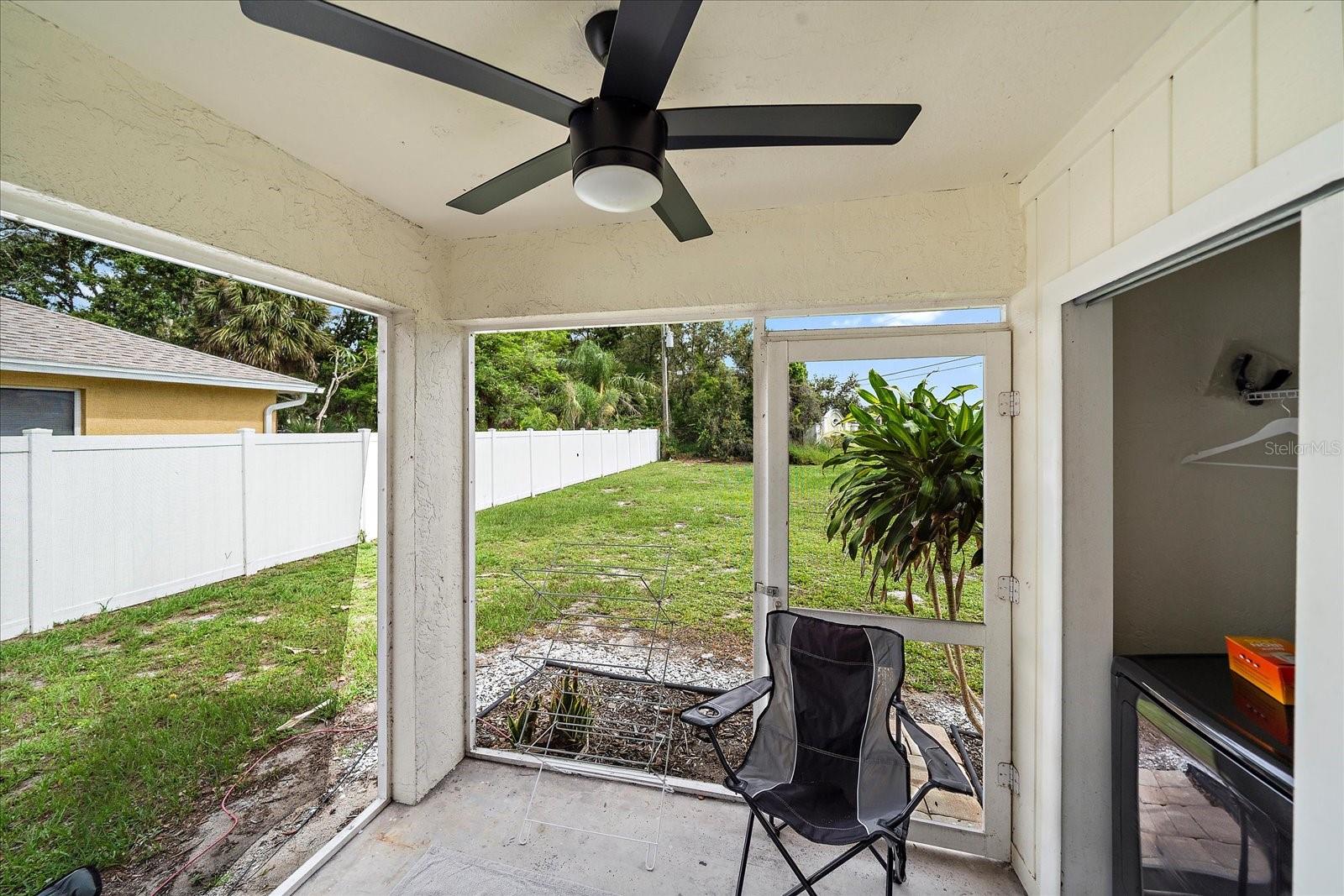 6 BAY ACRES AVE