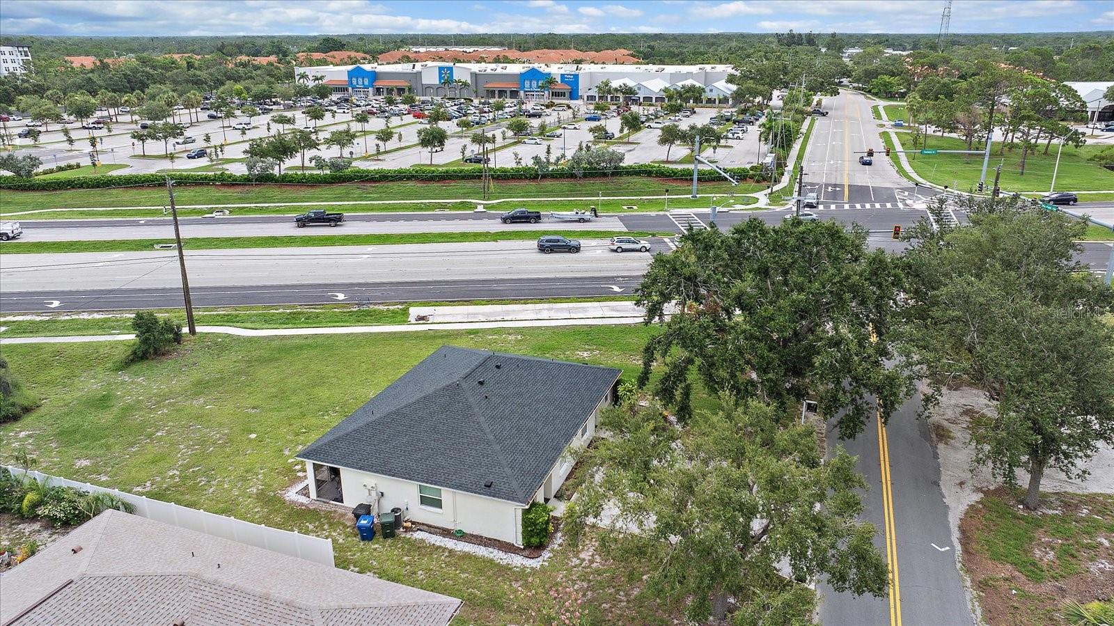 6 BAY ACRES AVE