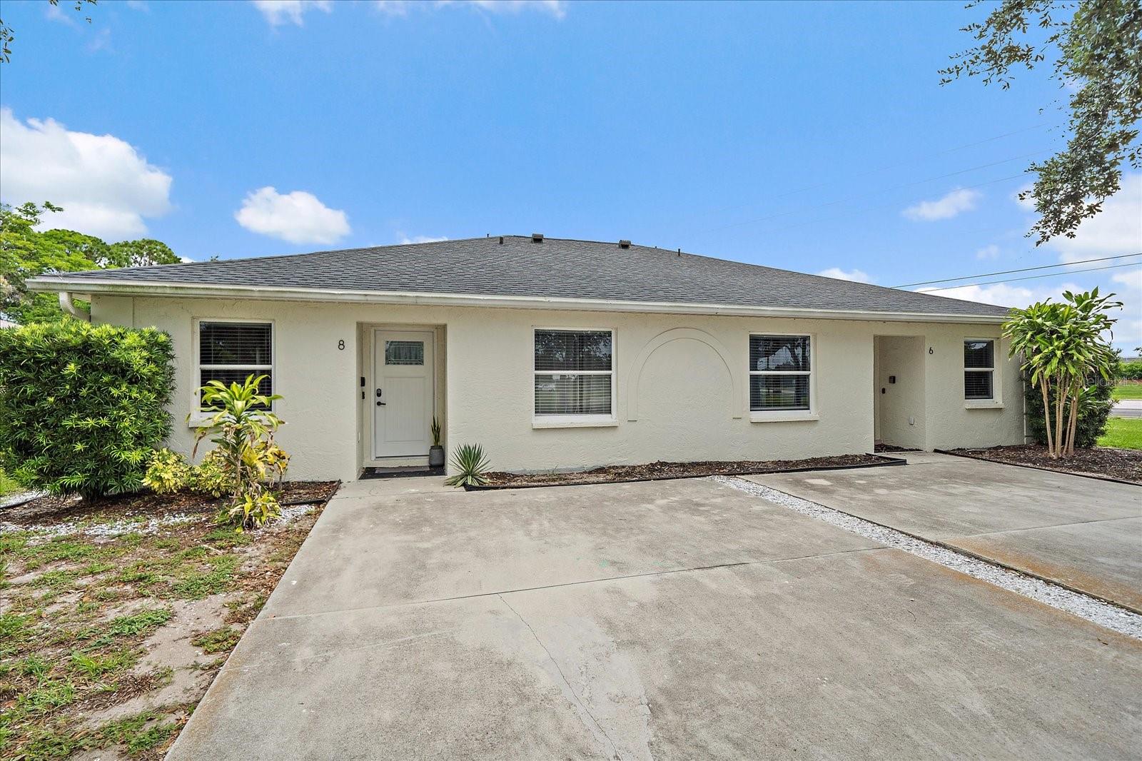 6 BAY ACRES AVE
