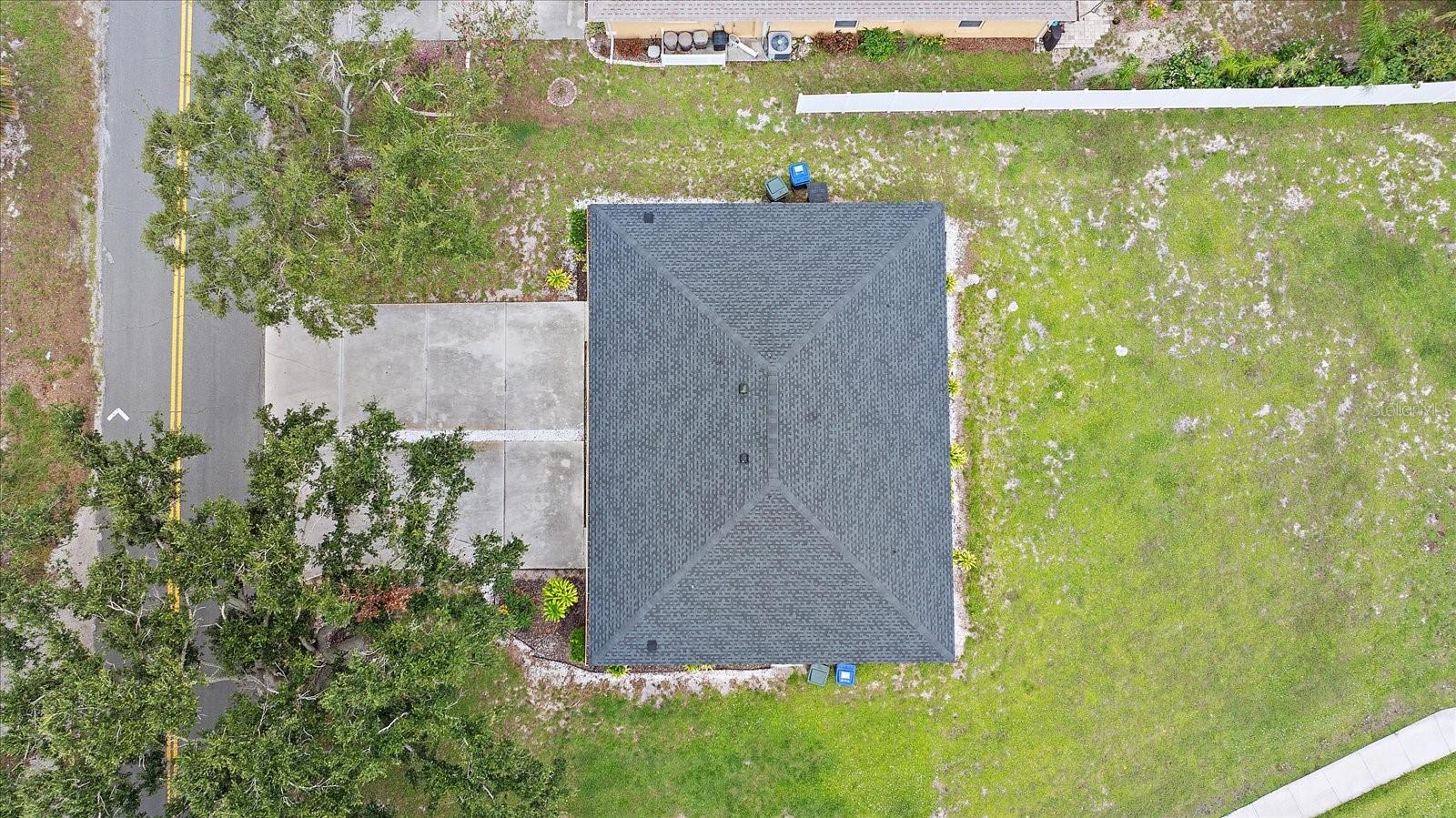 6 BAY ACRES AVE