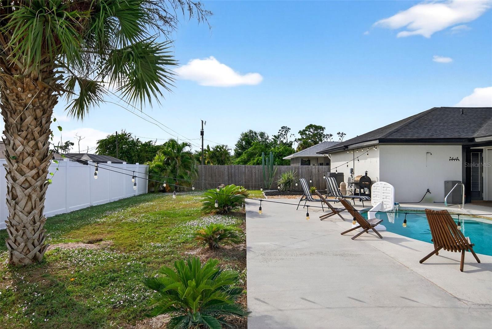 9221 STEUBENVILLE AVE