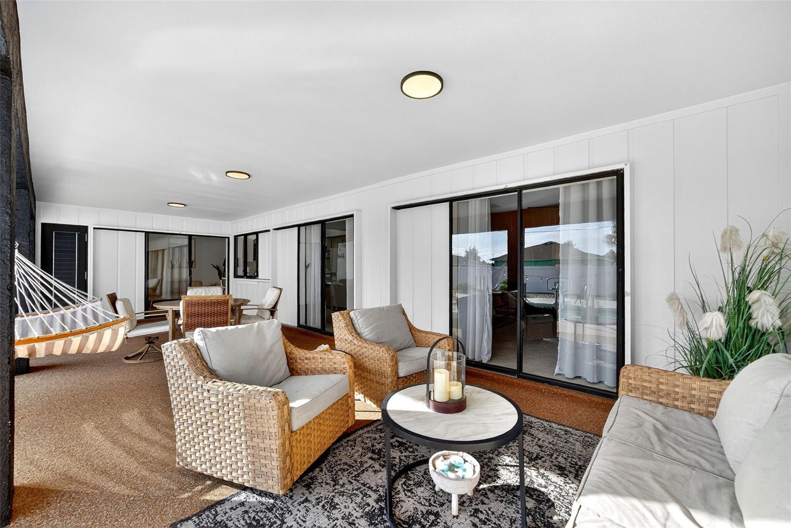 9221 STEUBENVILLE AVE