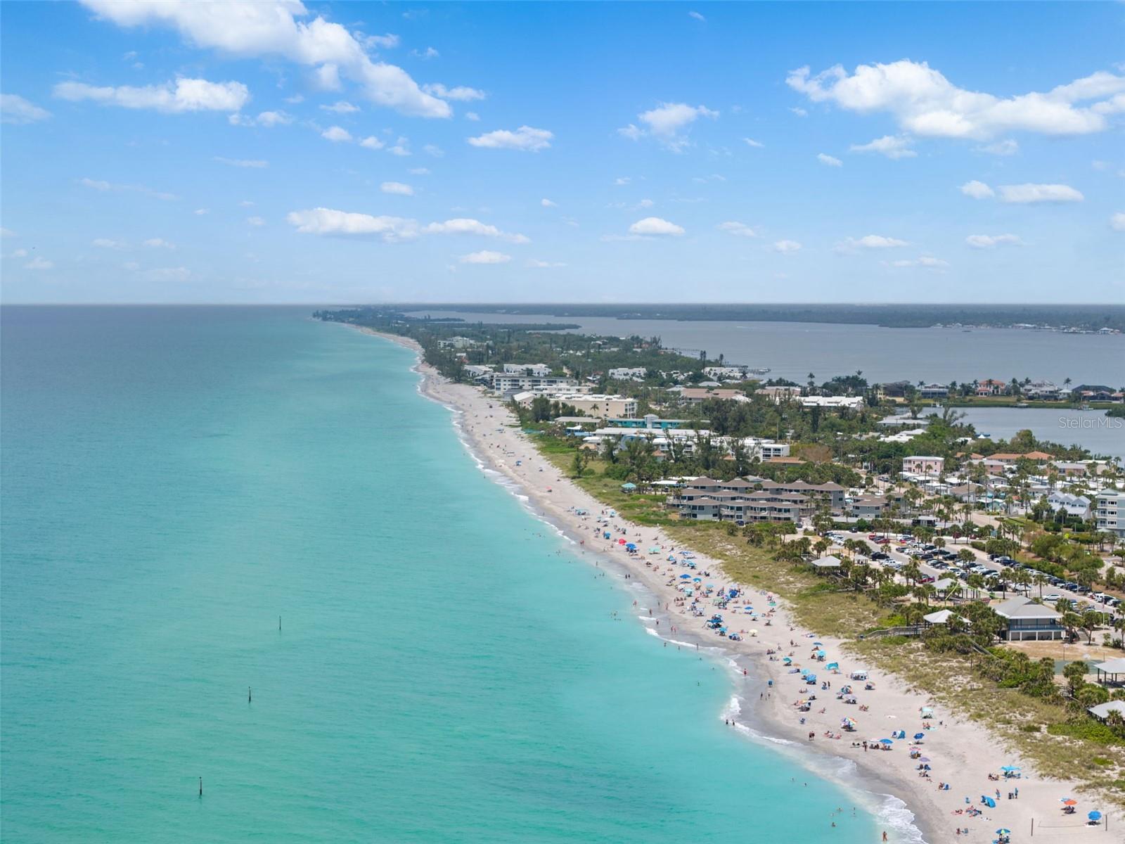 9221 STEUBENVILLE AVE