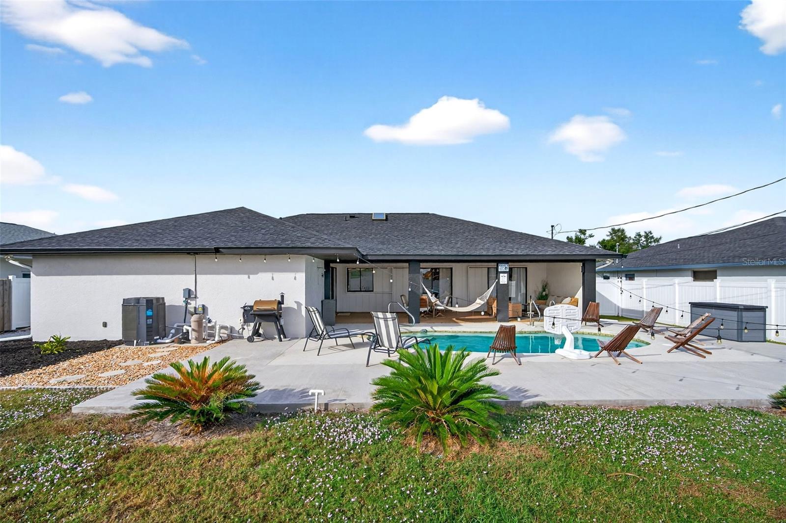 9221 STEUBENVILLE AVE