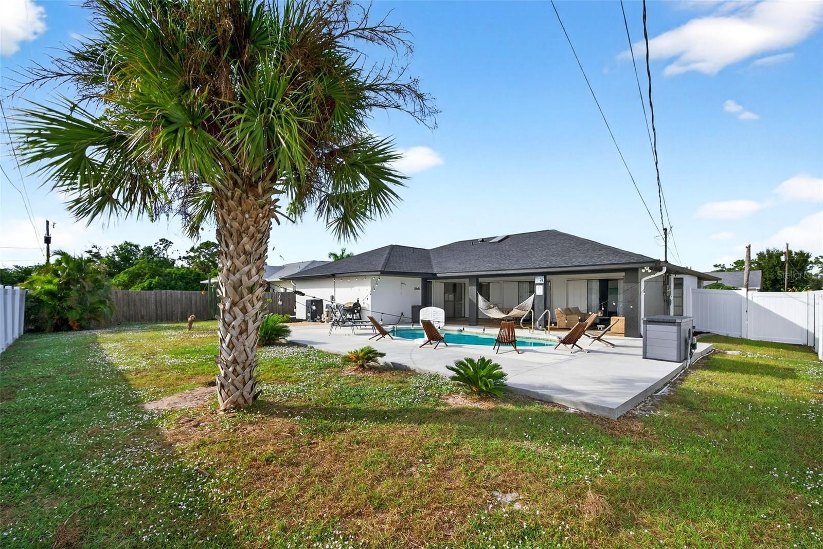 9221 STEUBENVILLE AVE