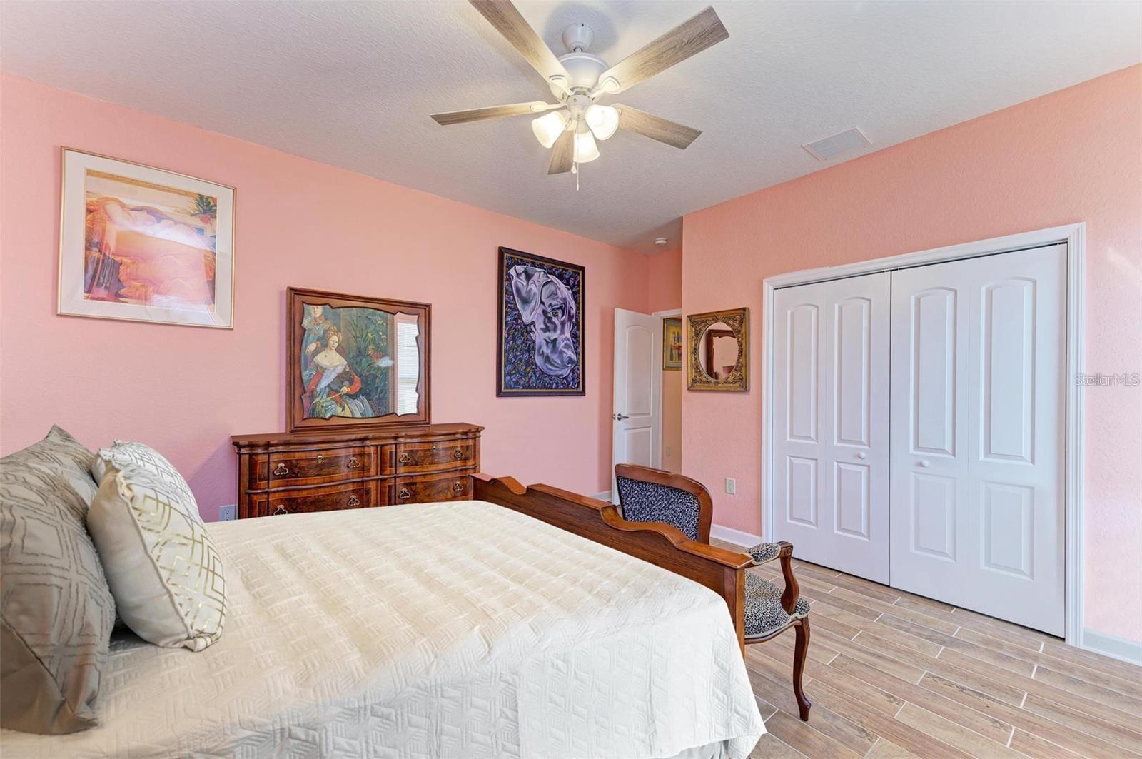 397 DONIPHAN DR