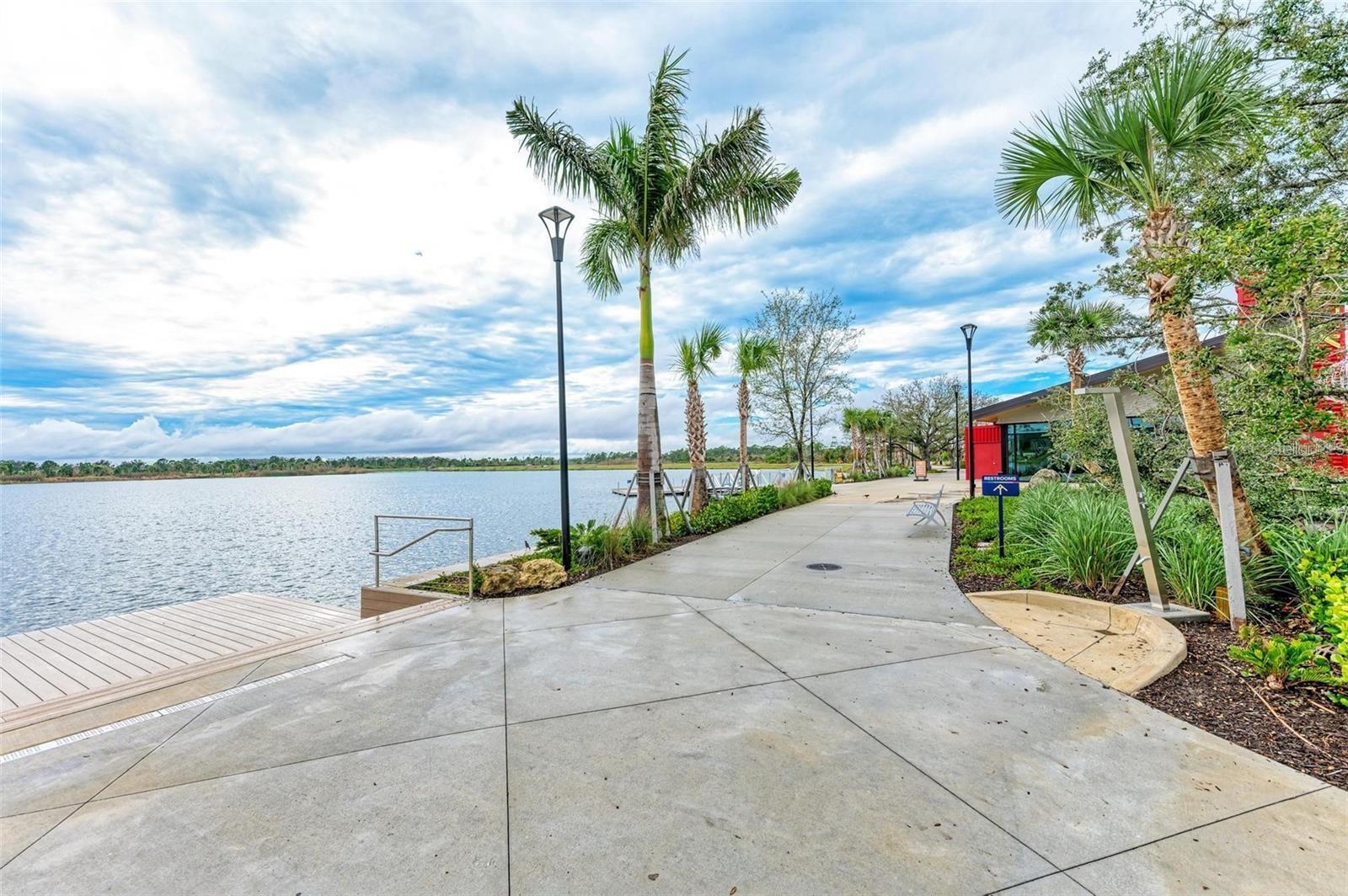 397 DONIPHAN DR