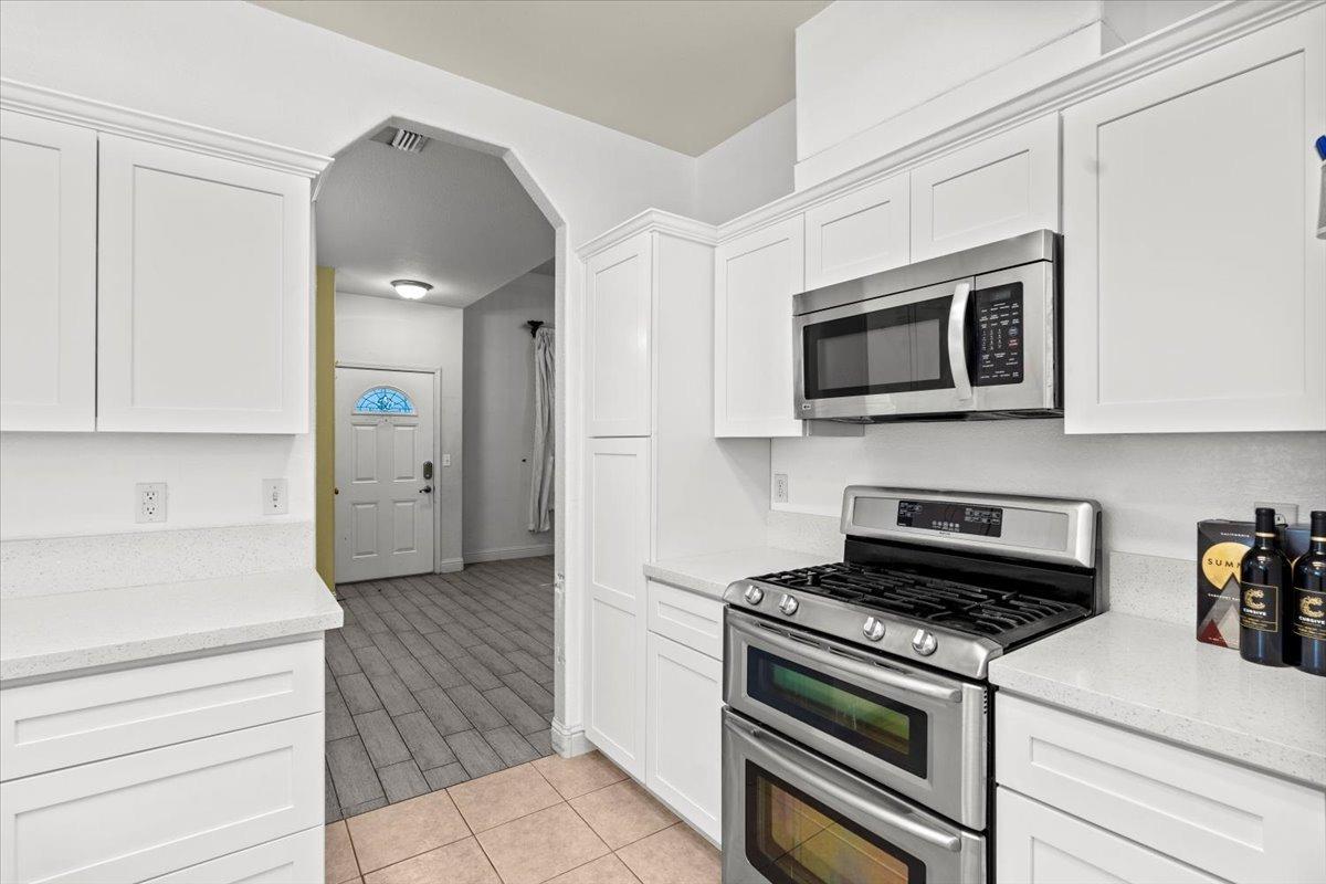 7408 High Point Lane