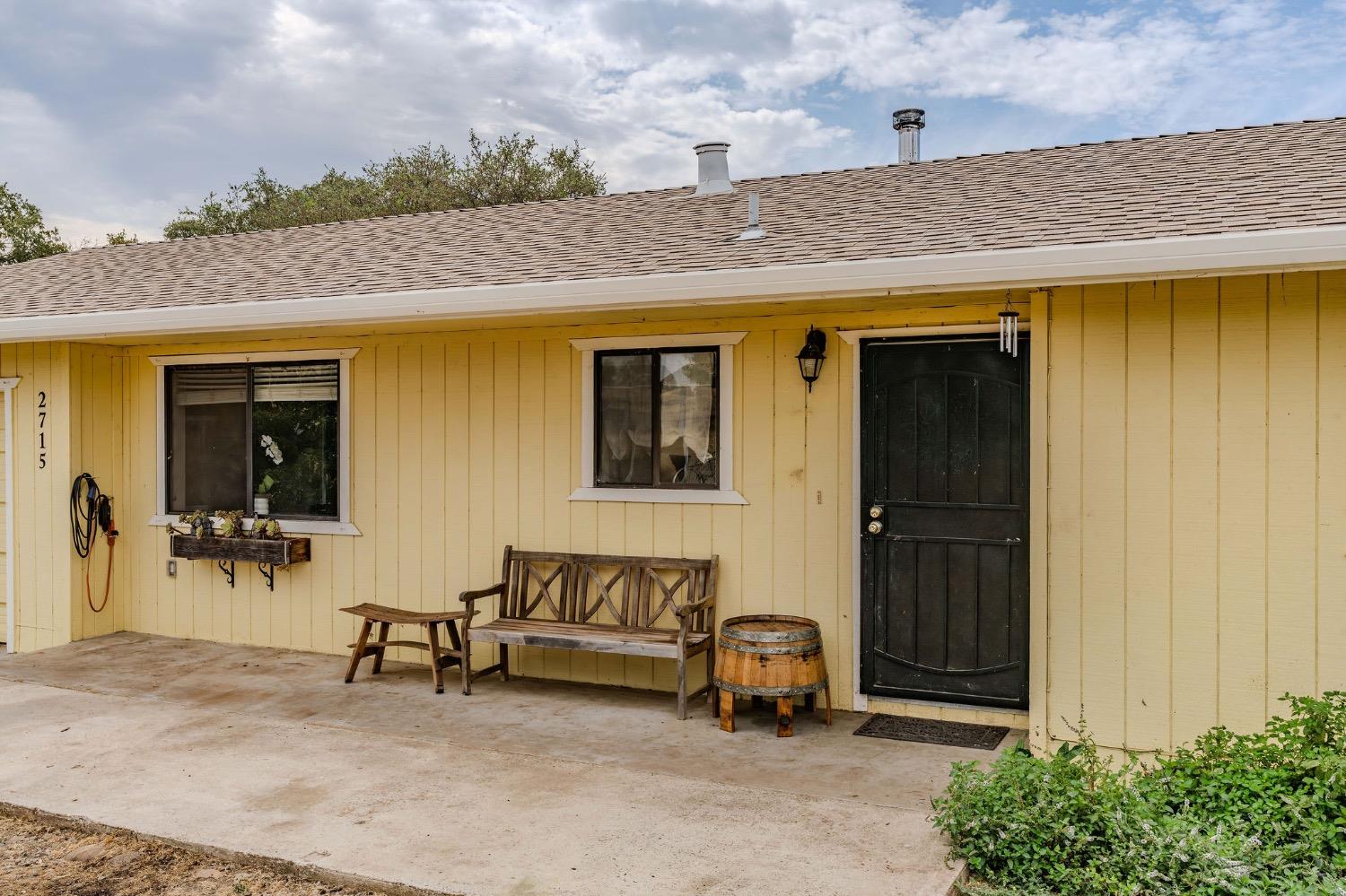 2715 Curran Road