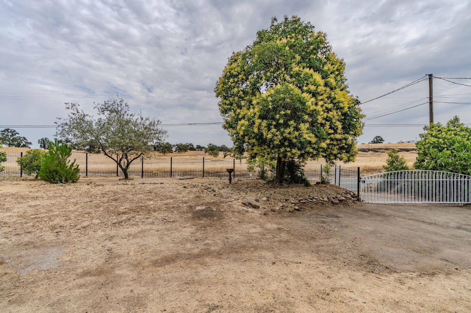 2715 Curran Road