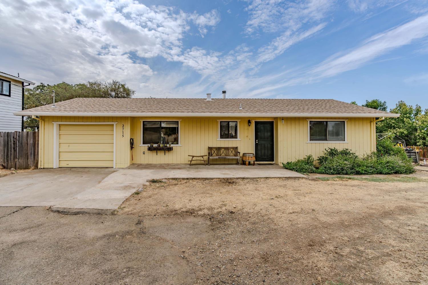2715 Curran Road