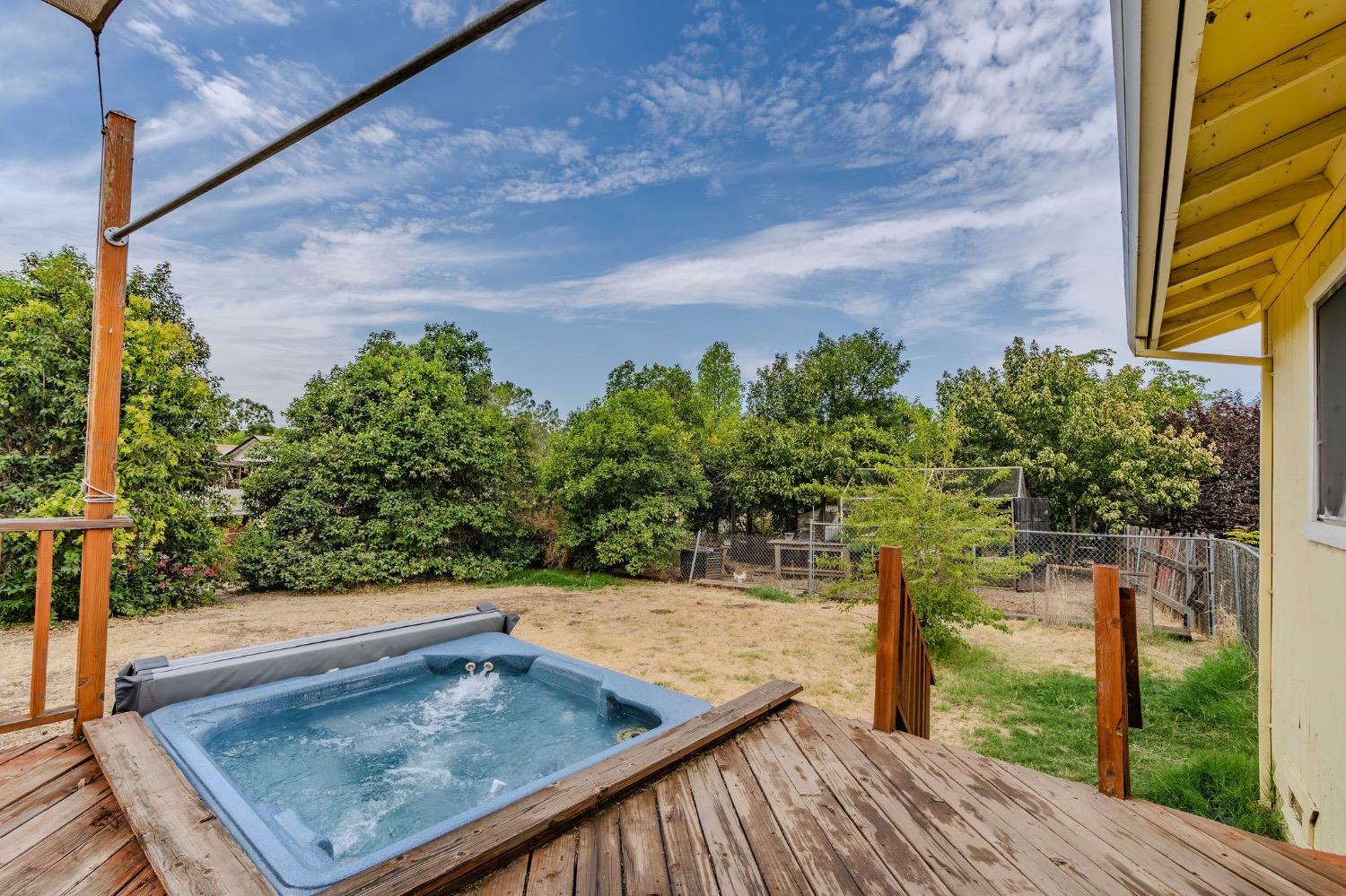 2715 Curran Road