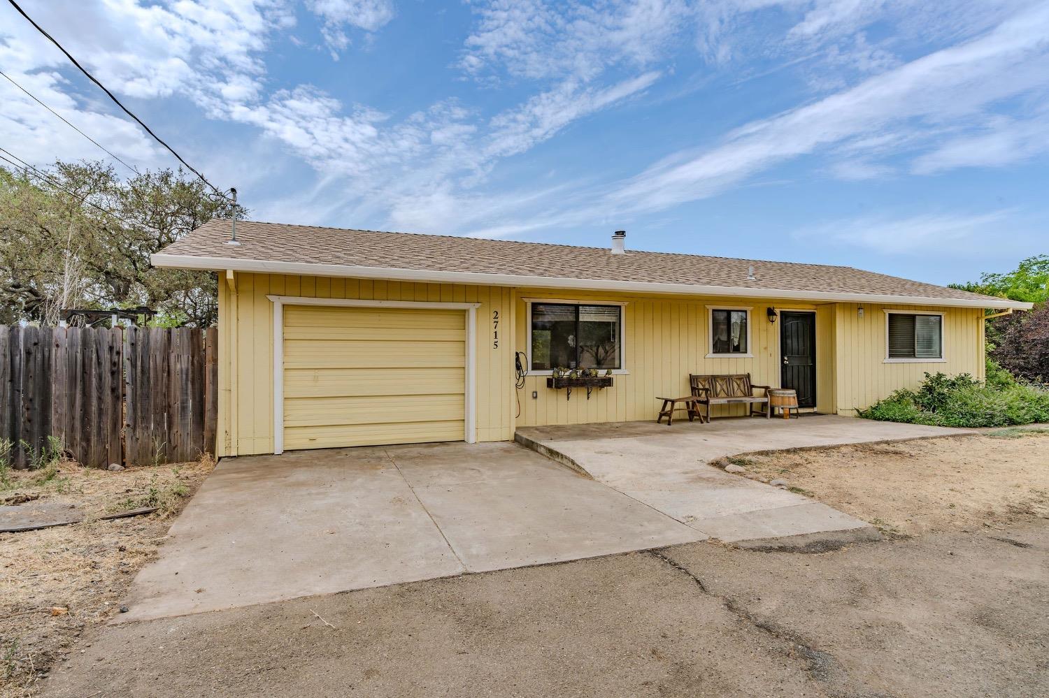 2715 Curran Road