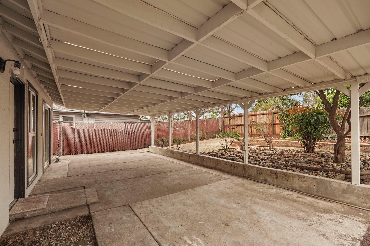 1945 Edwin Way