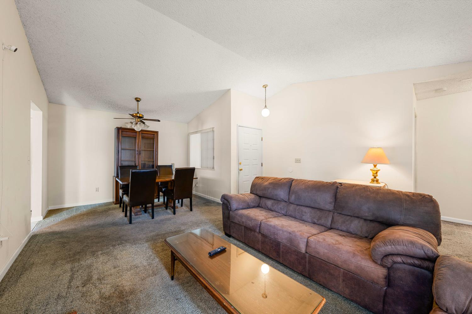 10 Shady Lake Court