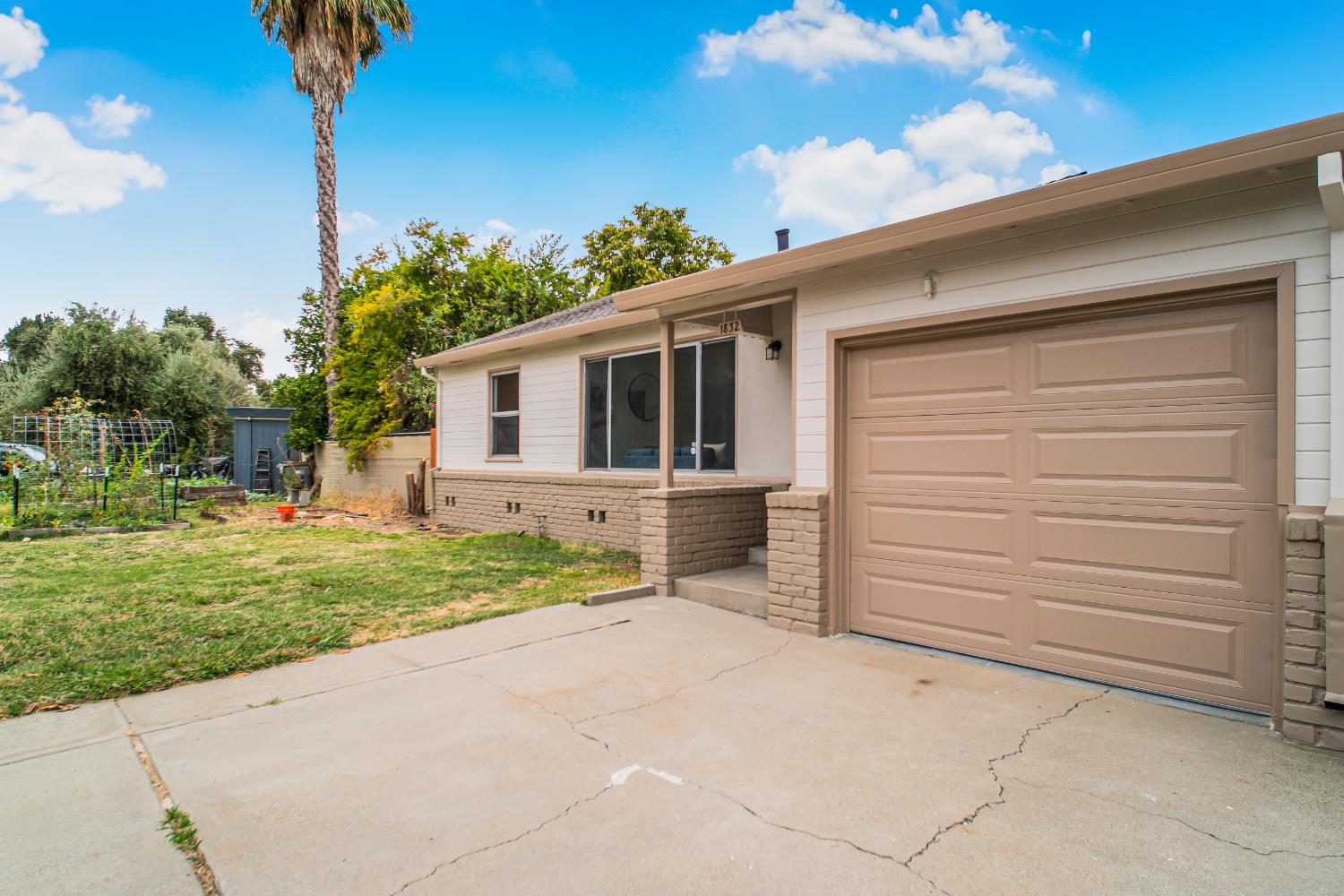 1832 Rockrose Road