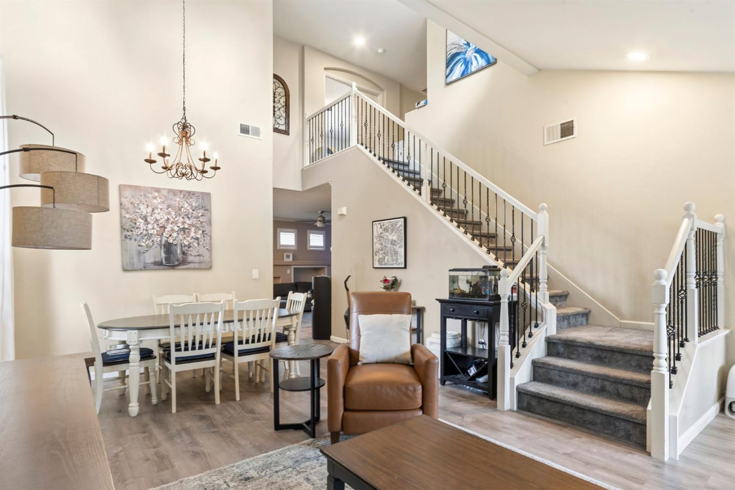 11 Two Rivers Court