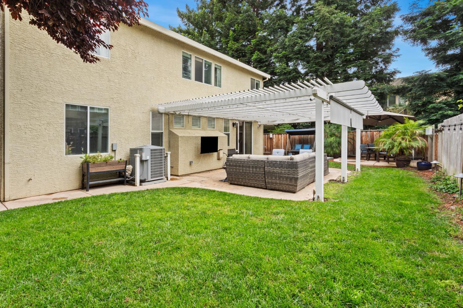 11 Two Rivers Court