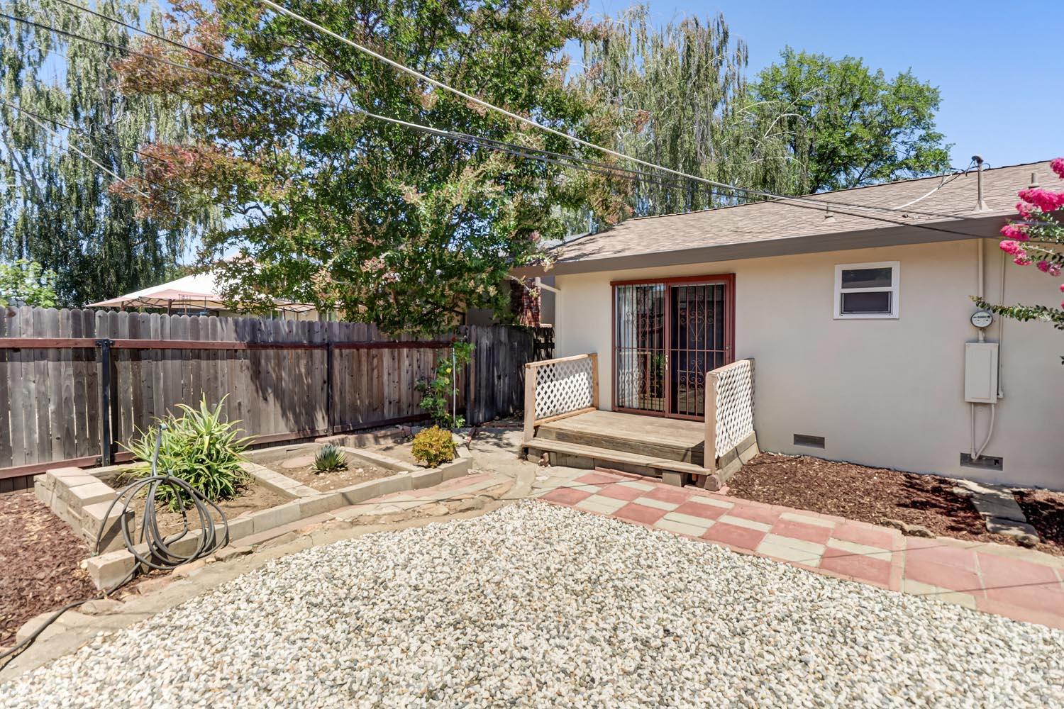 8944 New Dawn Drive