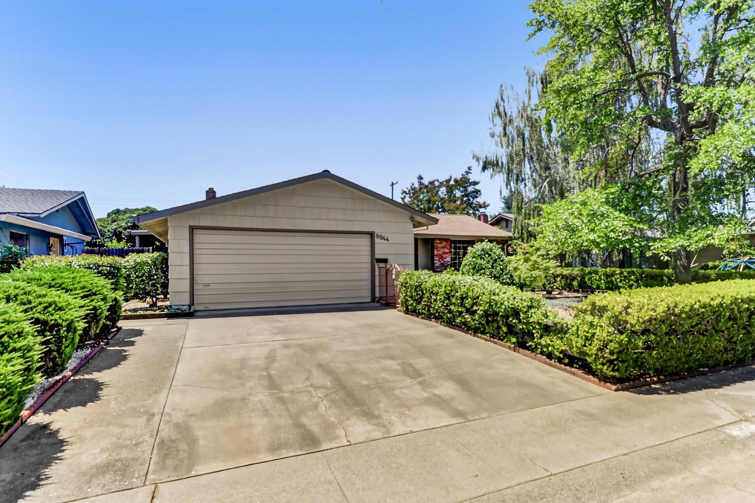 8944 New Dawn Drive