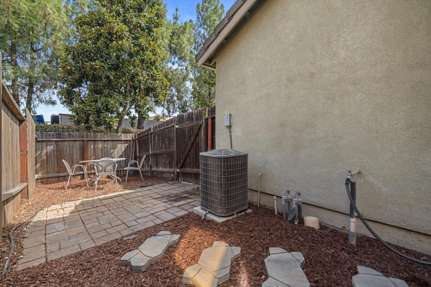 1820 Caleb Circle
