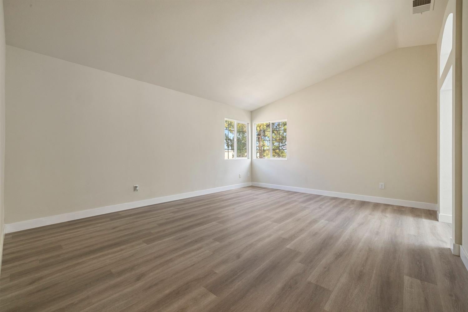 1820 Caleb Circle