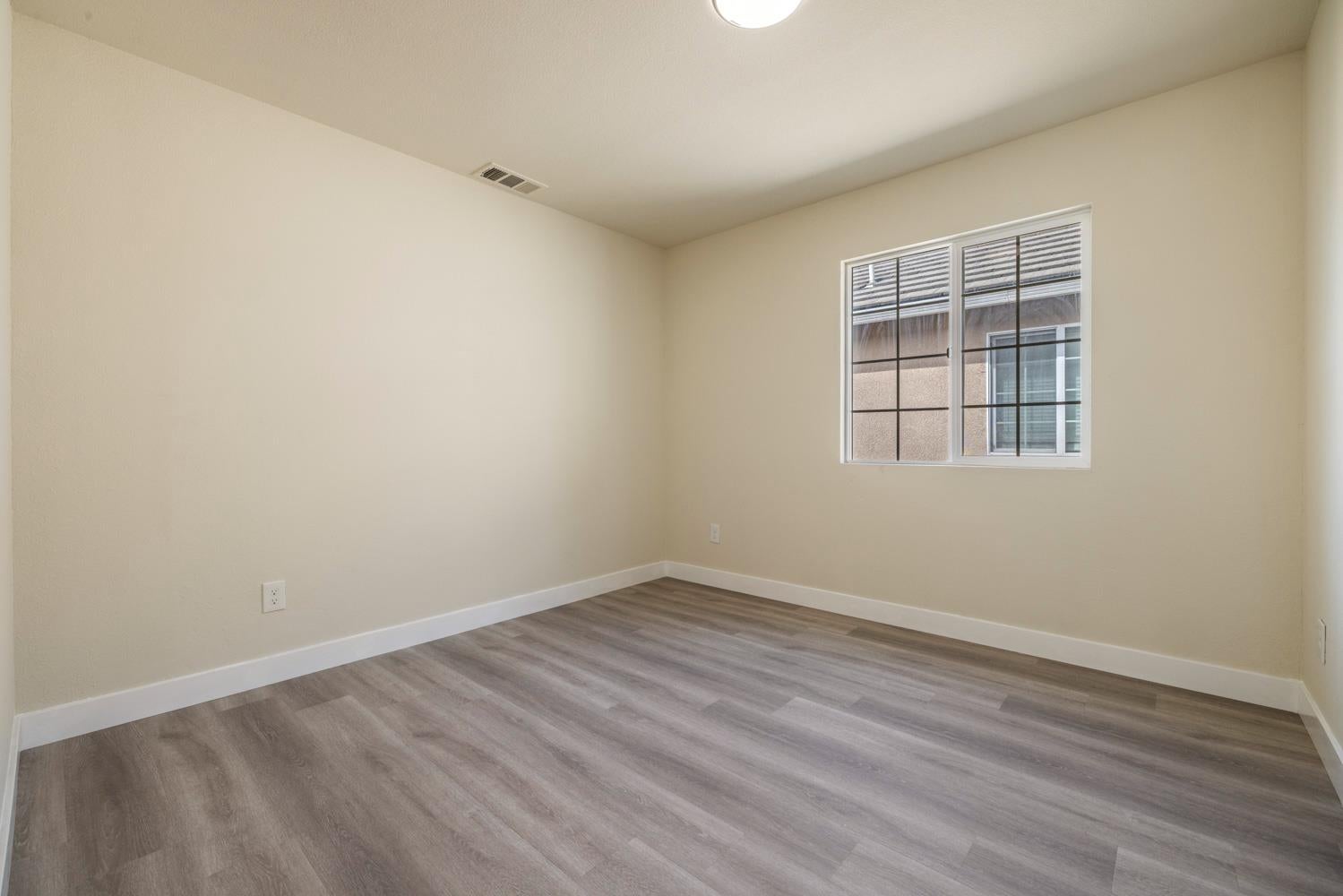 1820 Caleb Circle