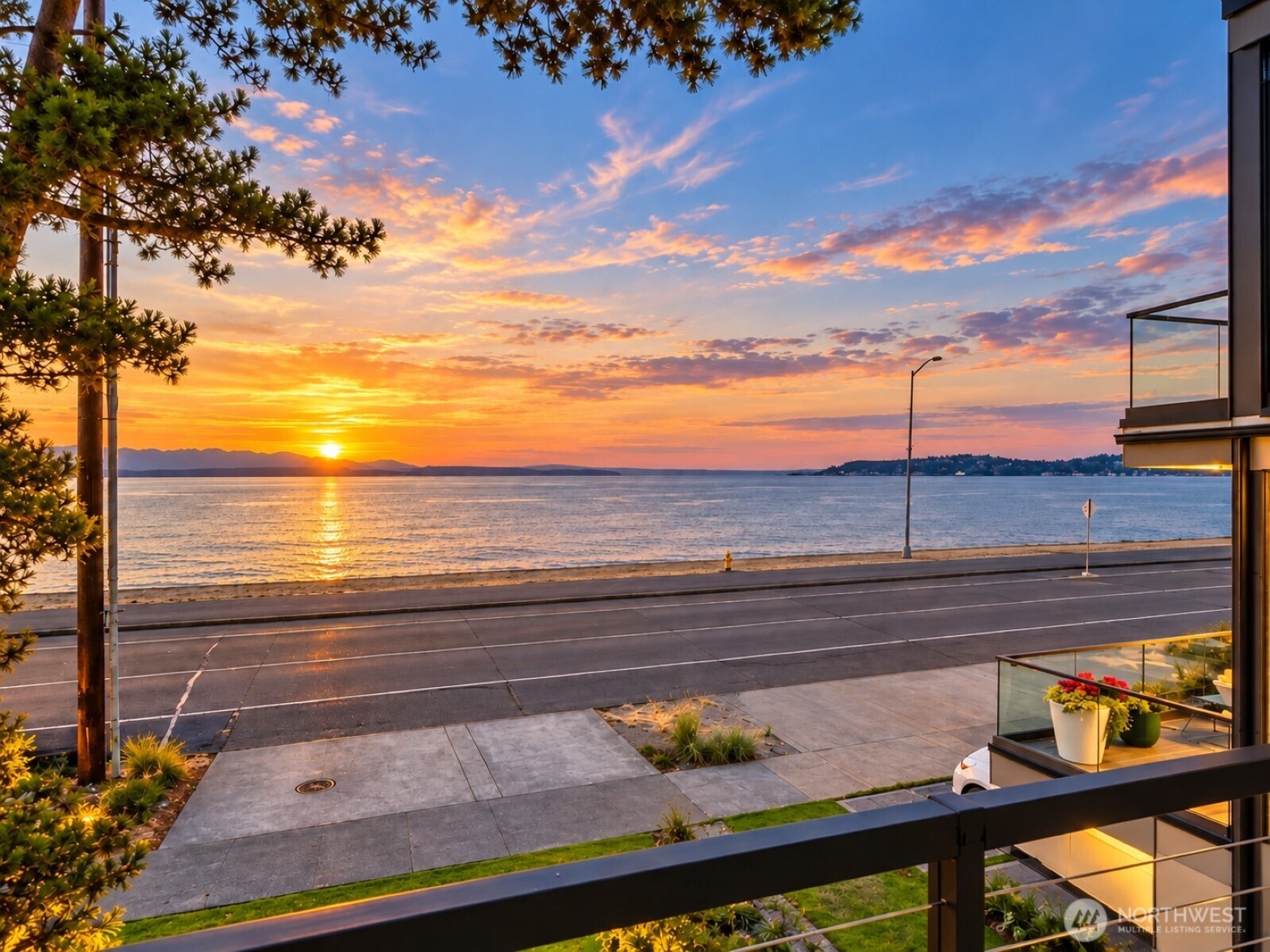 1768 Alki Avenue SW