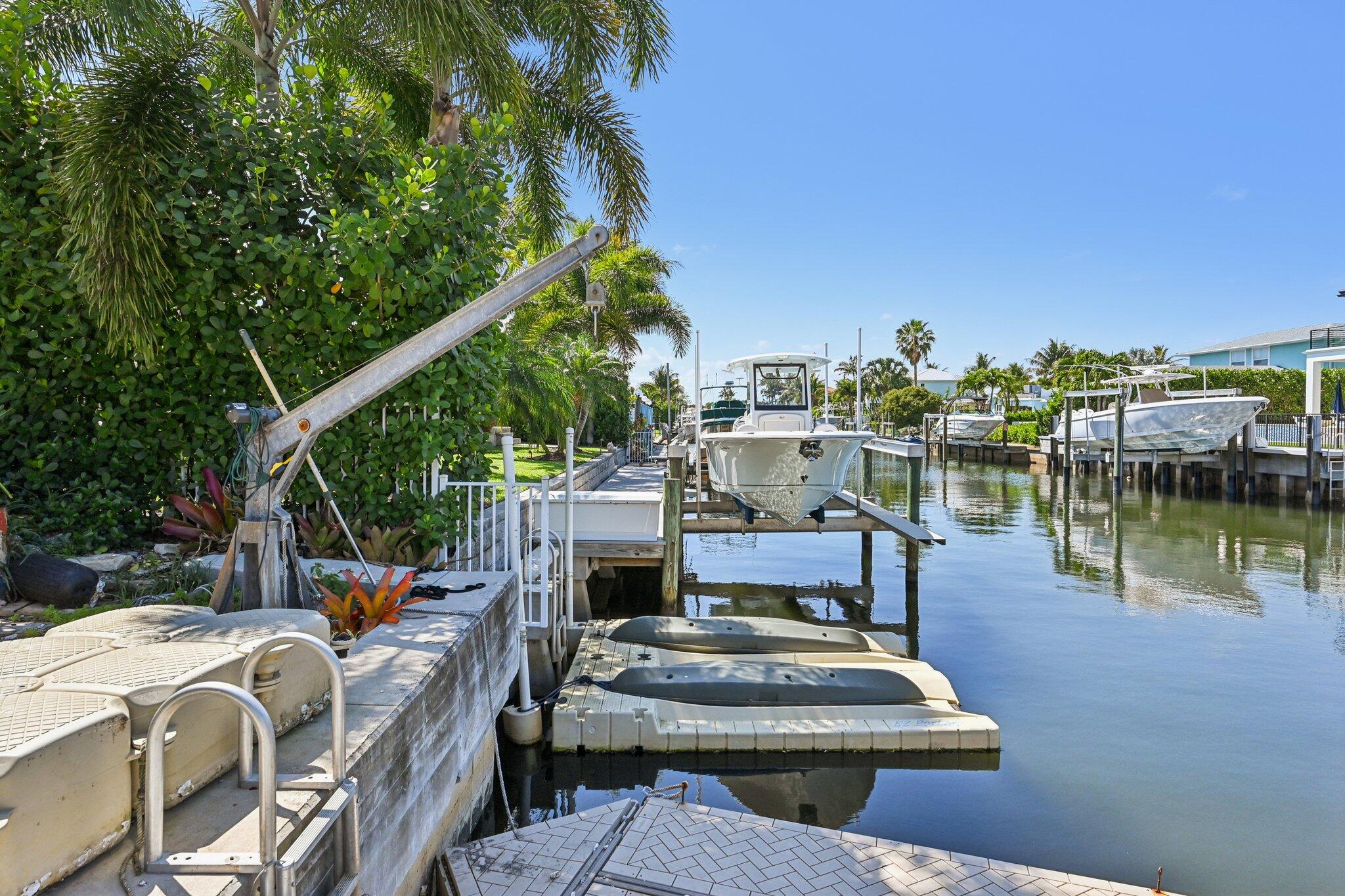 605 Inlet Road