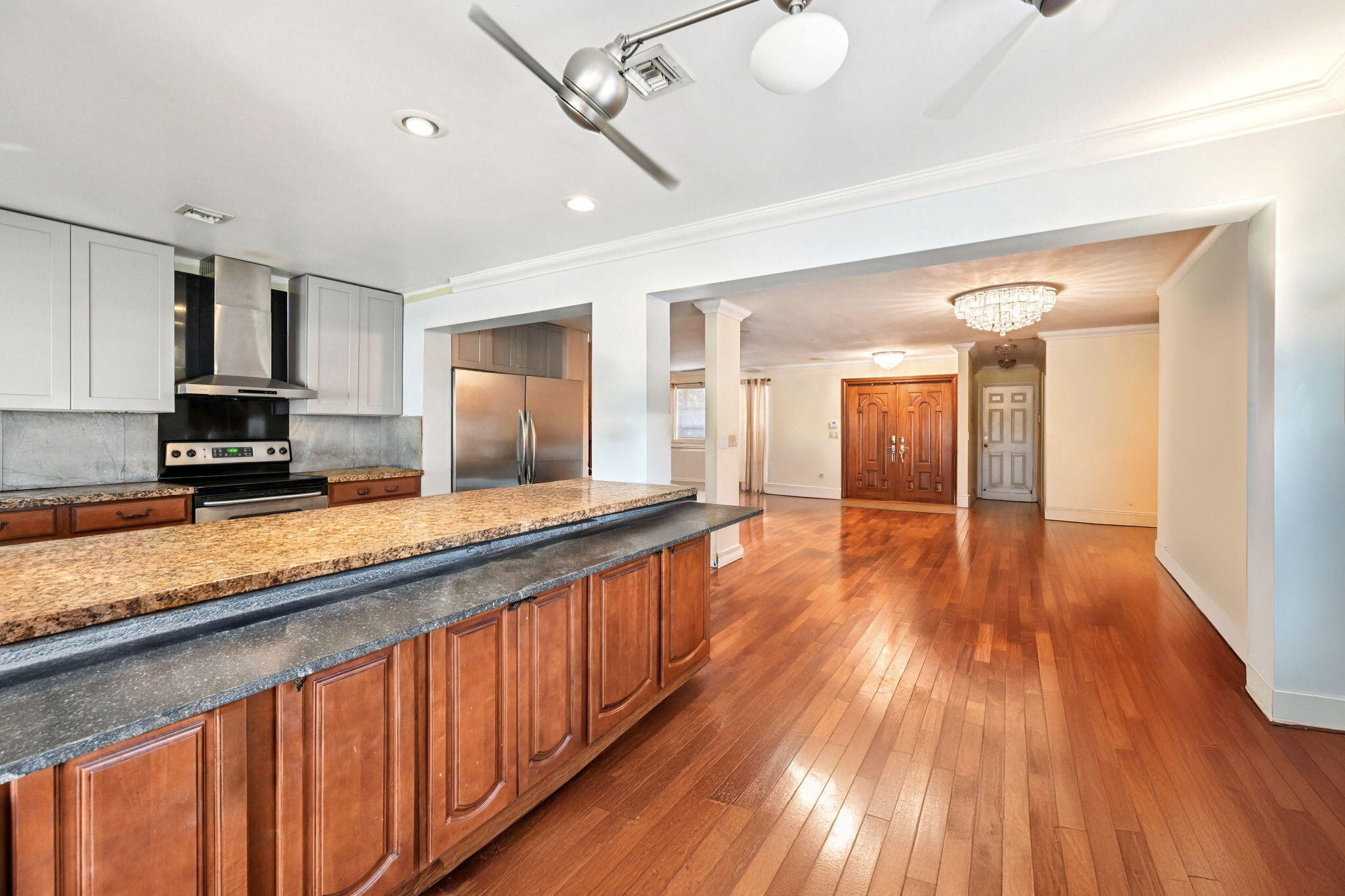 605 Inlet Road
