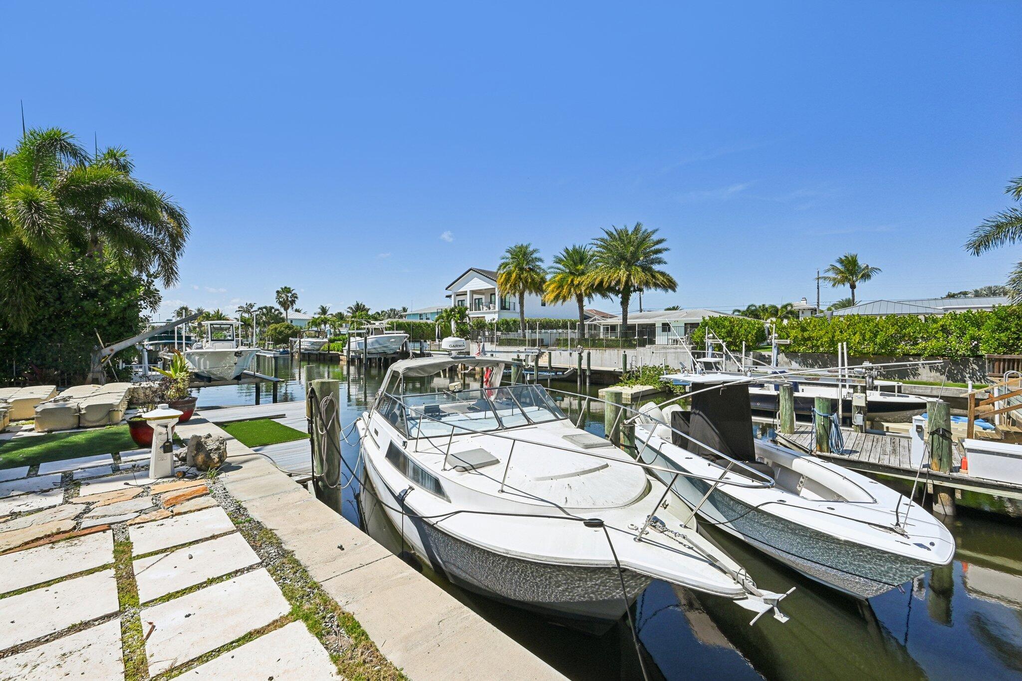 605 Inlet Road